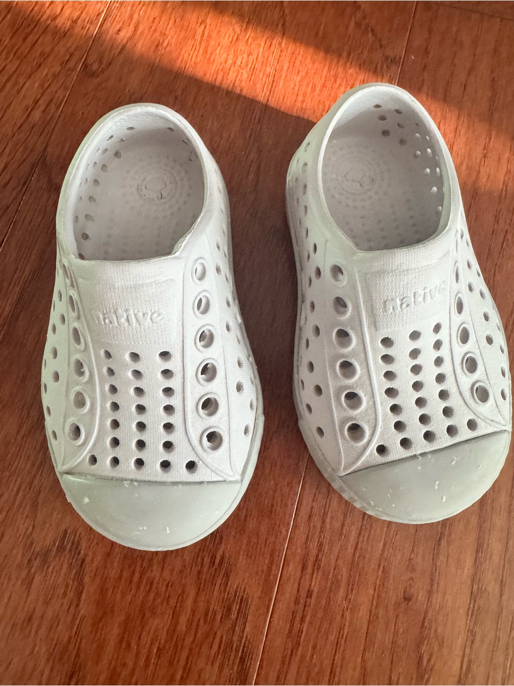Native Kids Misty Grey Bloom Jefferson Size C4